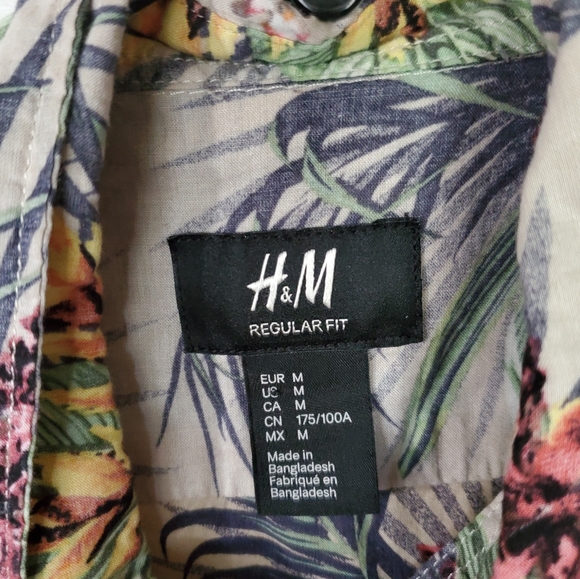 Vintage H&M Hawaiian button down shirt - Picture 3 of 4